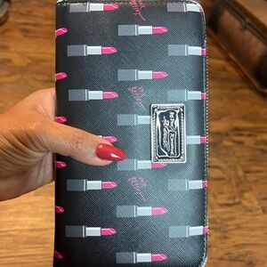 Betsey Johnson Black and Pink Lipstick Pattern Phone Case